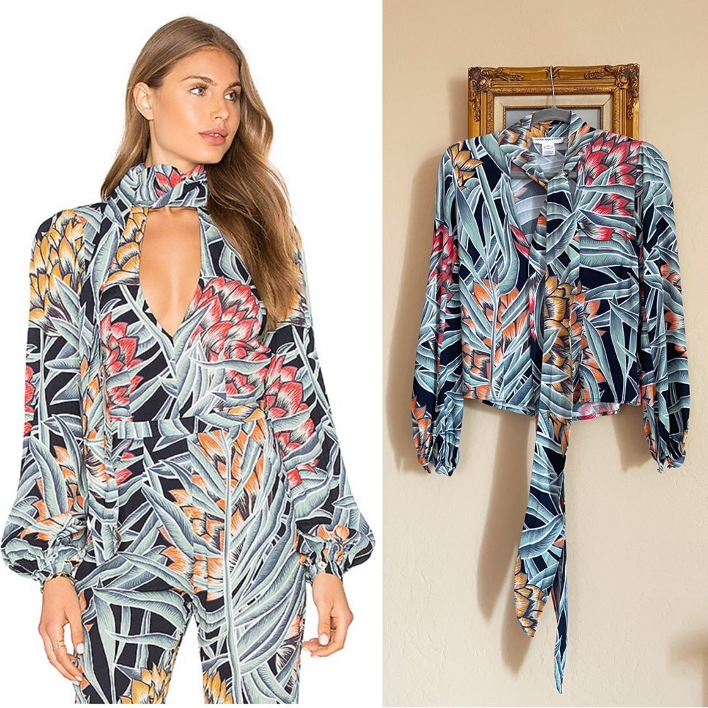 REVOLVE MARA HOFFMAN Black Green Red Tropical Print Tie Neck Deep V Blouse Top - Picture 1 of 15